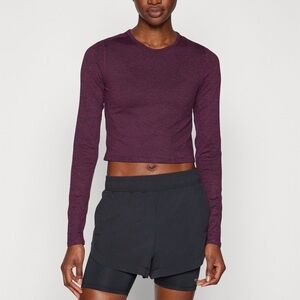 Girlfriend Collective ReSet cropped long sleeve workout top in plum